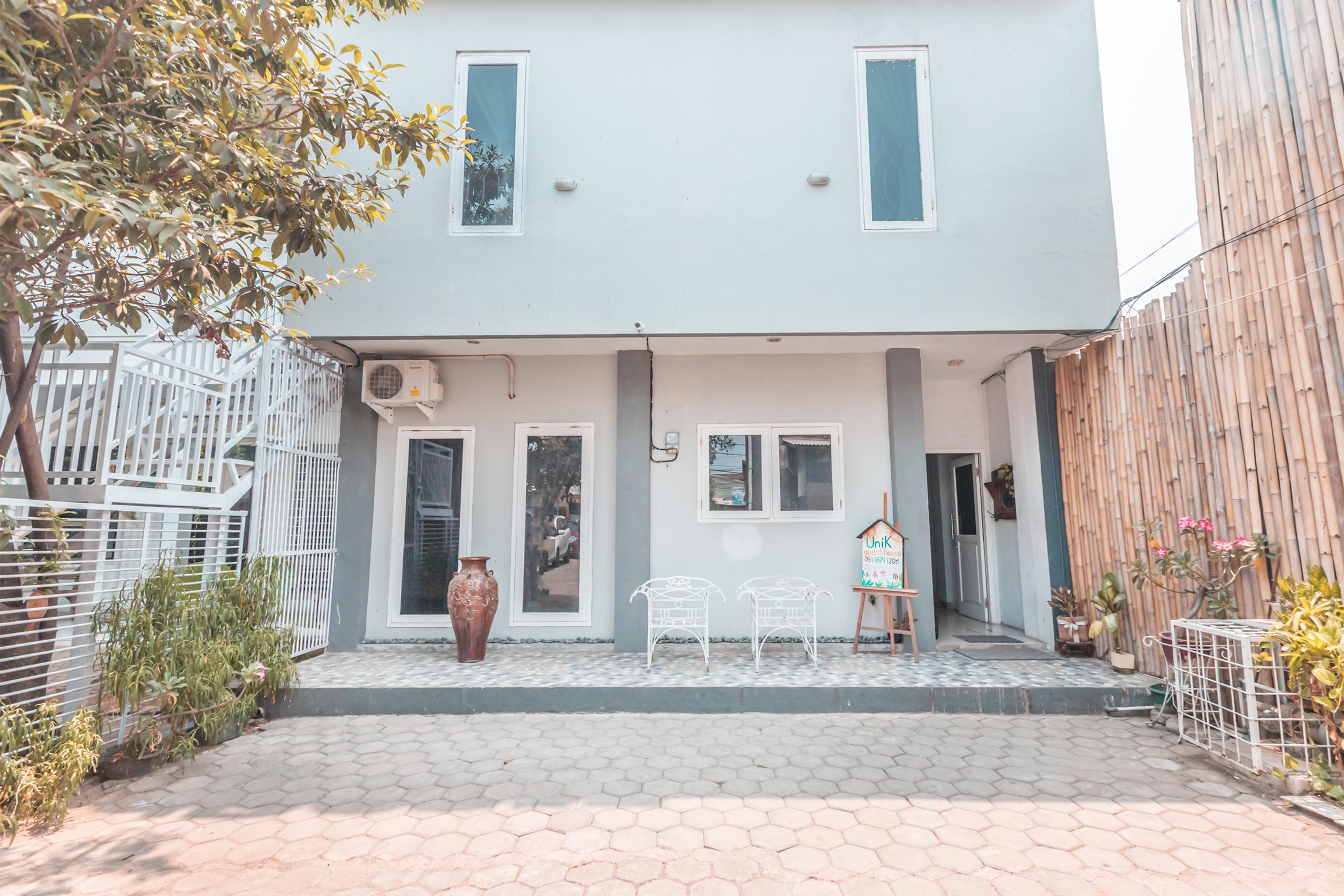 Oyo 1555 Unik Guesthouse Syariah Jakarta Exteriér fotografie